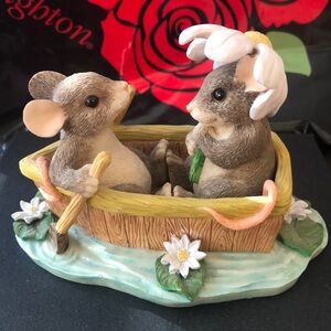 Charming tails rowboat romance